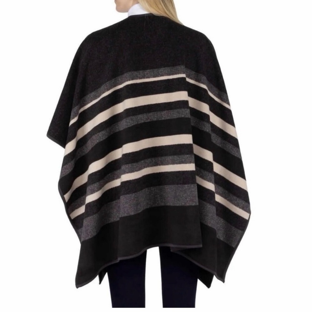 Ike Behar Womens Reversible Fashion Wrap Black/Gray/Beige Plaid One Size NWT - Picture 2 of 6